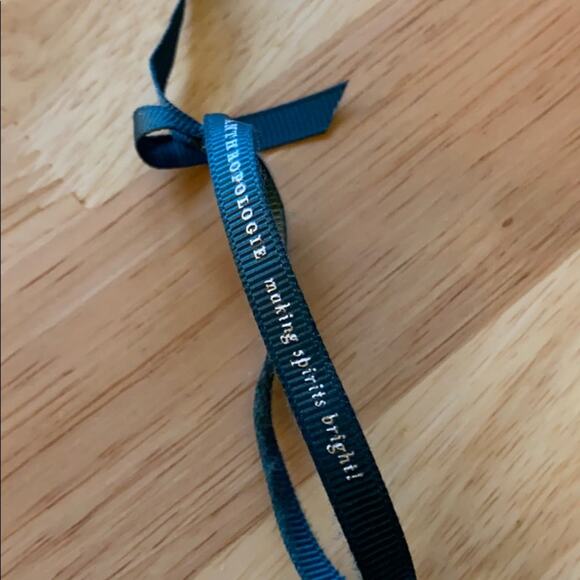 Decor - Picture 2 of 6